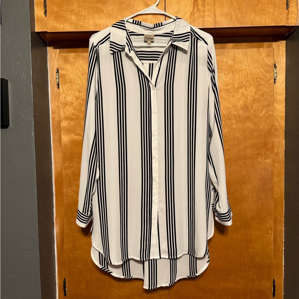 Long-Sleeve, Striped, Collared, Button Down Tunic - Medium